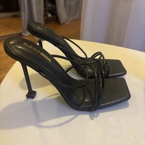 Fashion Nova Elegant Black Heels